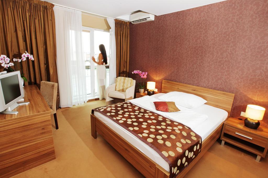With Free Parking 4* Nitra